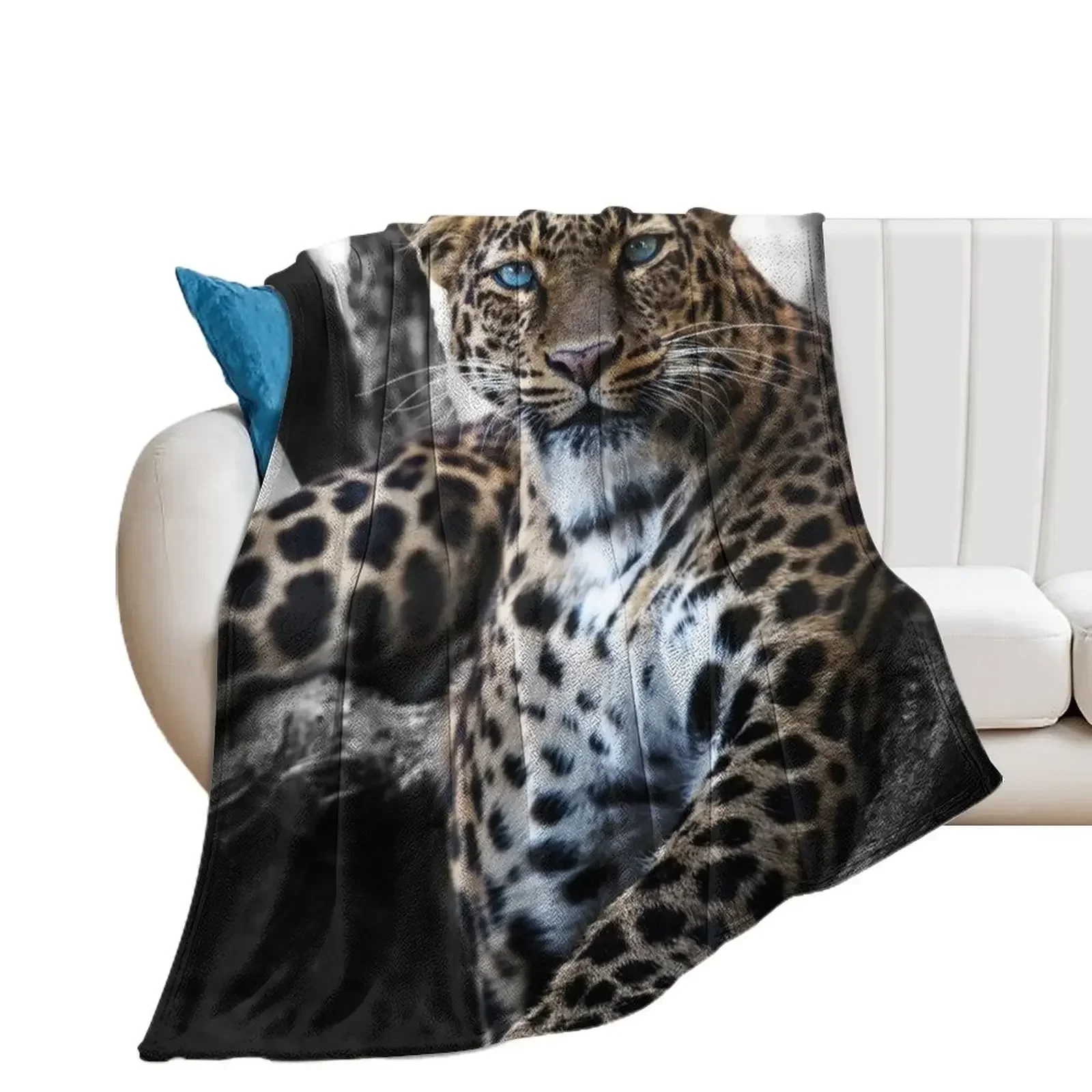 

Blue-Green Eyed Leopard Throw Blanket Beautifuls cosplay anime Blankets