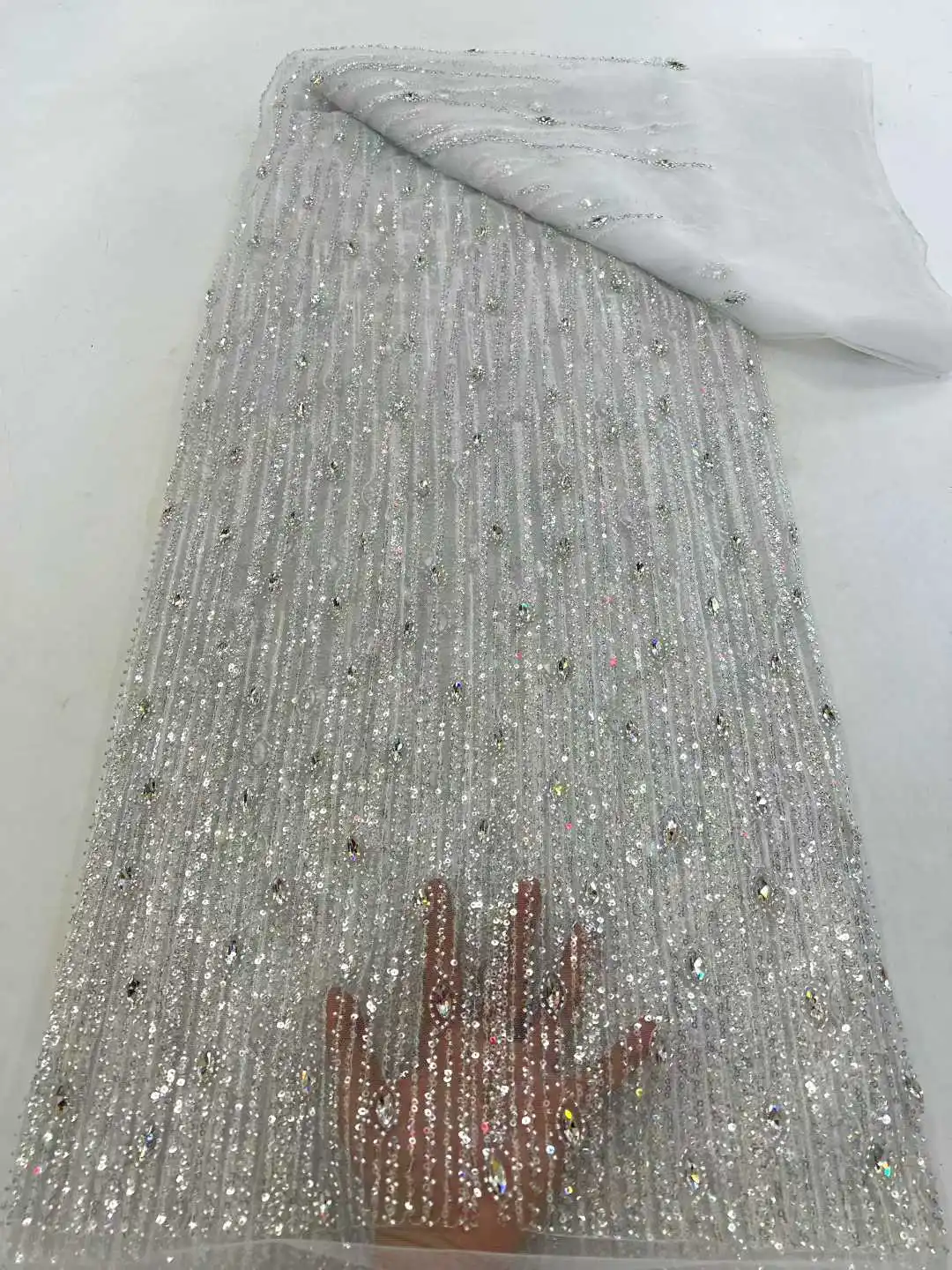 

2026 High Quality Luxury Sequins And Beaded Lace Fabric For Wedding New Design French African Tulle Mesh Lace For Evening Dress