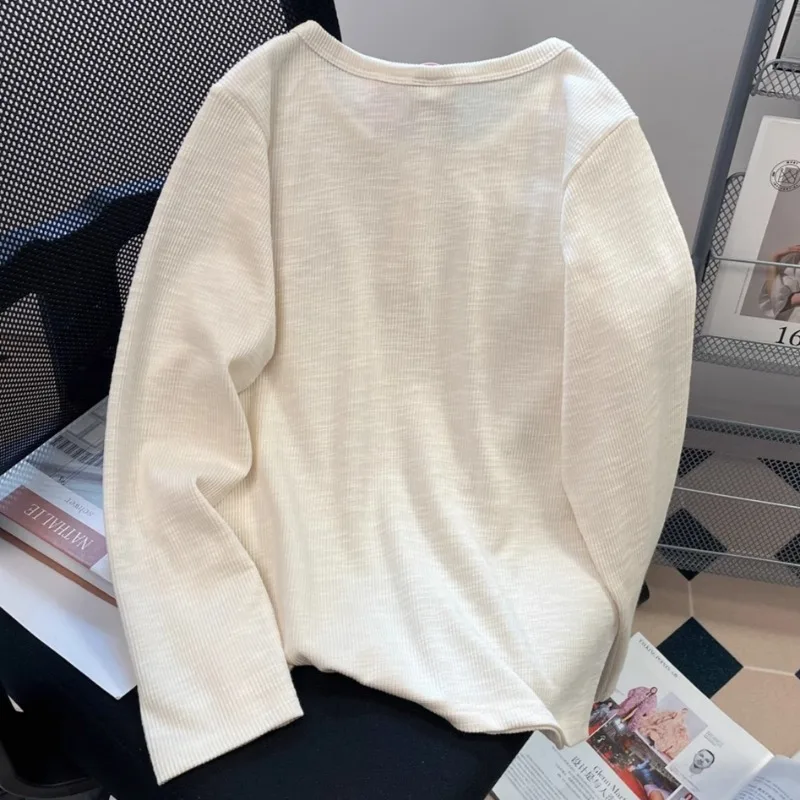 Футболки для женщин, весенне-осенние топы с длинными рукавами, простая вышивка, корейский стиль, шикарная мода, свободные повседневные футболки с круглым вырезом для колледжа