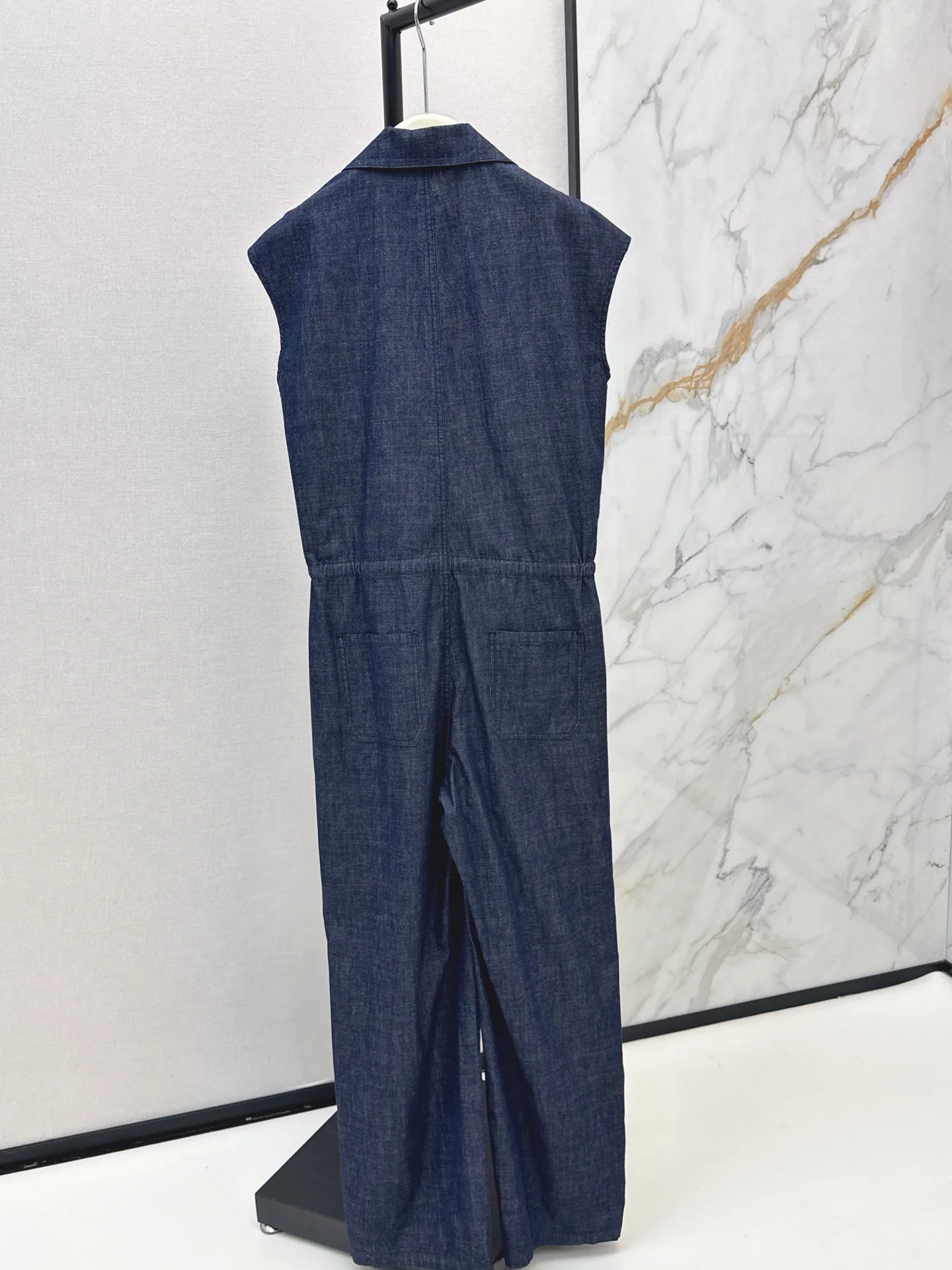 2026 Spring/Summer Latest Extremely Simple Style Flip Collar jumpsuit