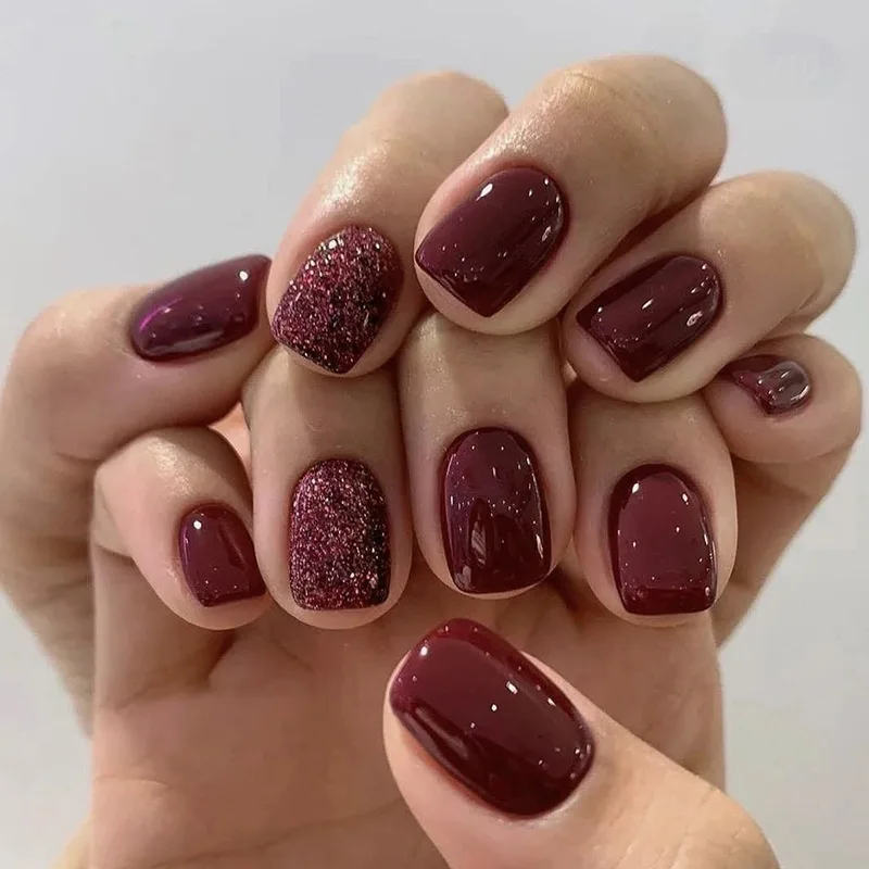 24pcs Burgundy Glitter Fake Nails Set Short Press on Nail Stick on False Nails Acrylic Cheap Red Square Finger Nail for Gluing