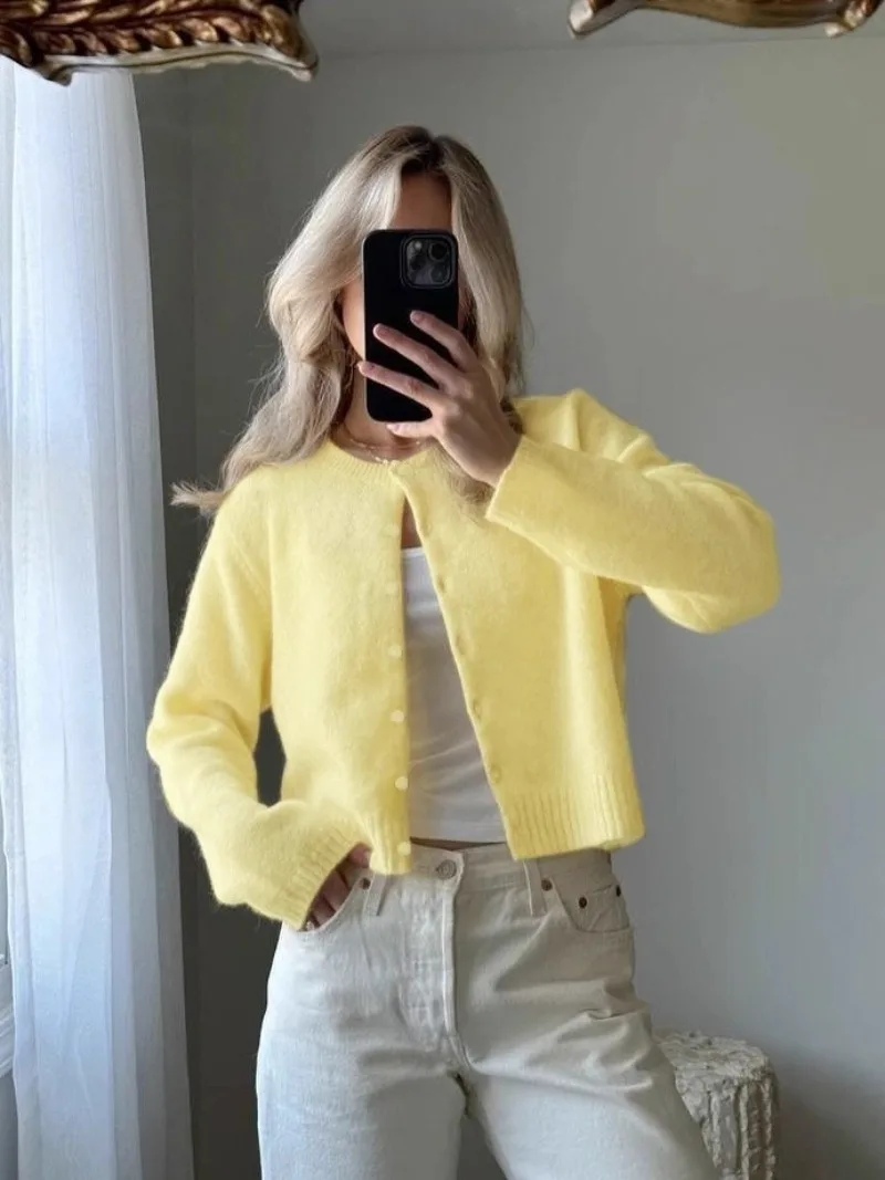 

Fashion Casual O-neck Single Breasted Knit Sweaters Y2K Streetwear 2025 Autumn Female Long Sleeve Solid Yellow Cardigan Knitwear