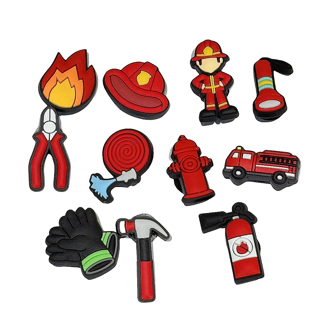 1-11PCS 만화 화재 장비 소방관 장갑 헬멧 PVC 구두 매력 DIY 구두 Aceessories 맞는 나막신 버클 장식