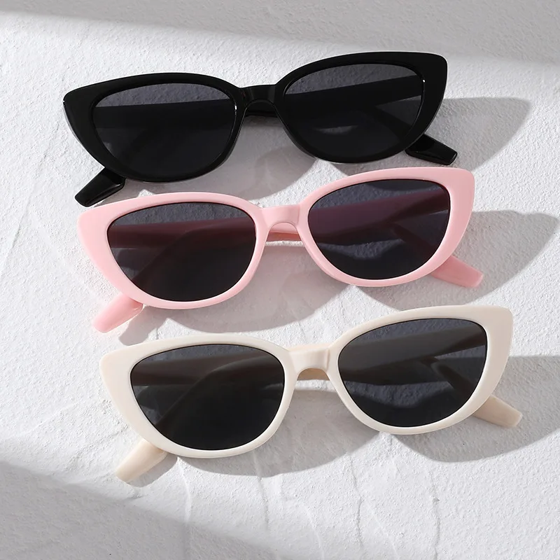 

Vintage Cat Eye Shape Sunglasses Women Small Frame Decorative Sun Glasses For Party Outdoor Eyewear Anti UV400
