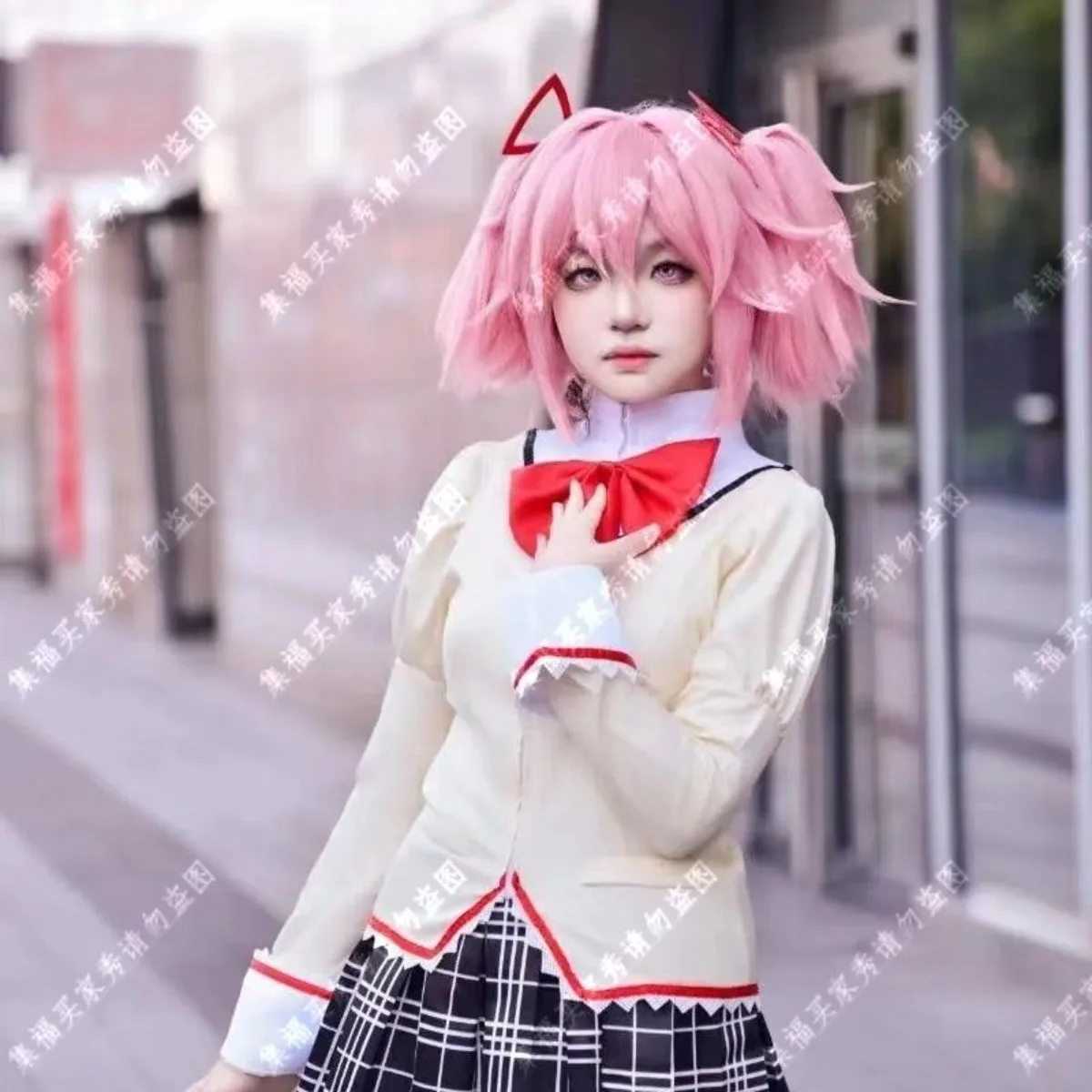 Peruca cosplay rosa com rabo de cavalo duplo para Madoka Kaname |   Simulação de couro cabeludo e estilo preciso de anime, fantasia de menina mágica