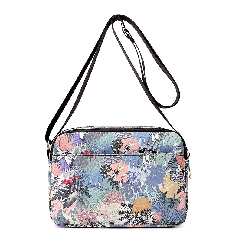

Women's Nylon Tote Bag Large Capacity Handbags For Female Commuting Women's Messenger Shoulder Bag Travel Crossbody Bags