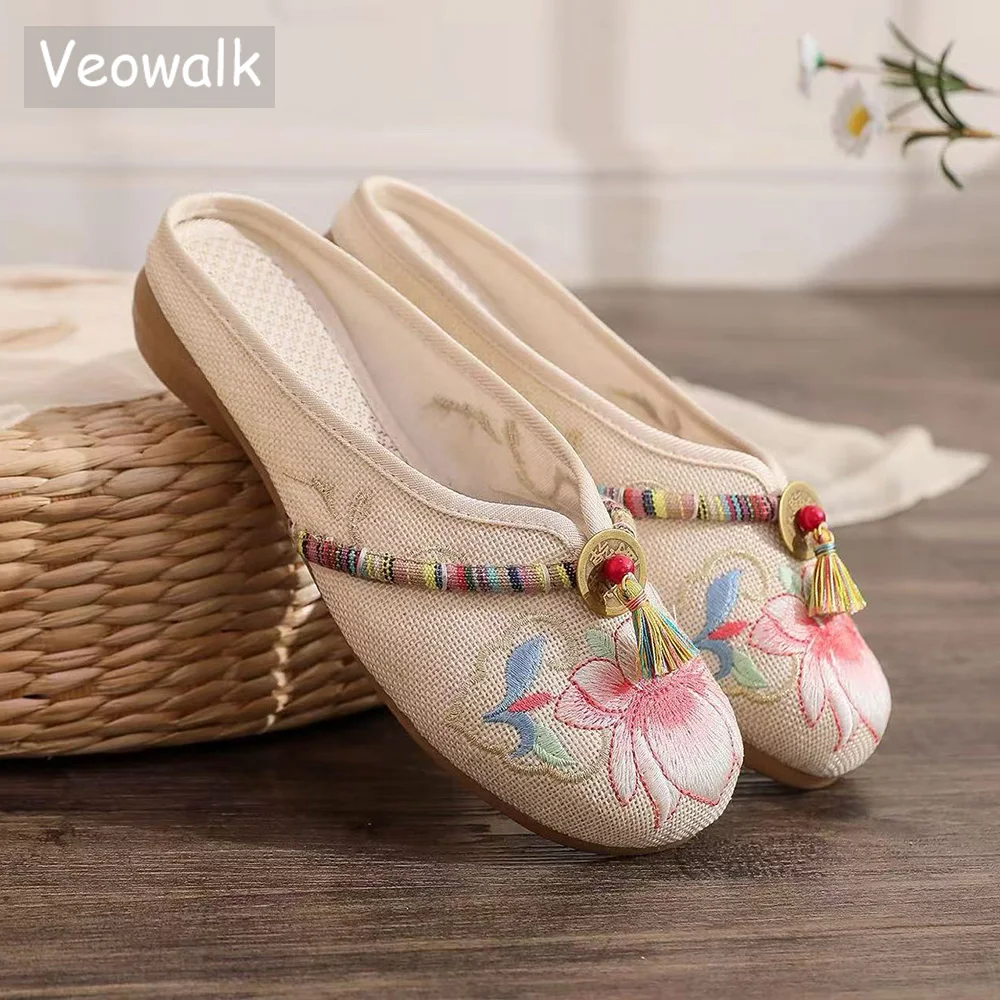 

Veowalk 2025 Soft Comfortable Cotton Fabric Women Close Toe Mules Flat Slippers Summer Chinese Embroidered Shoes with Coin Decor