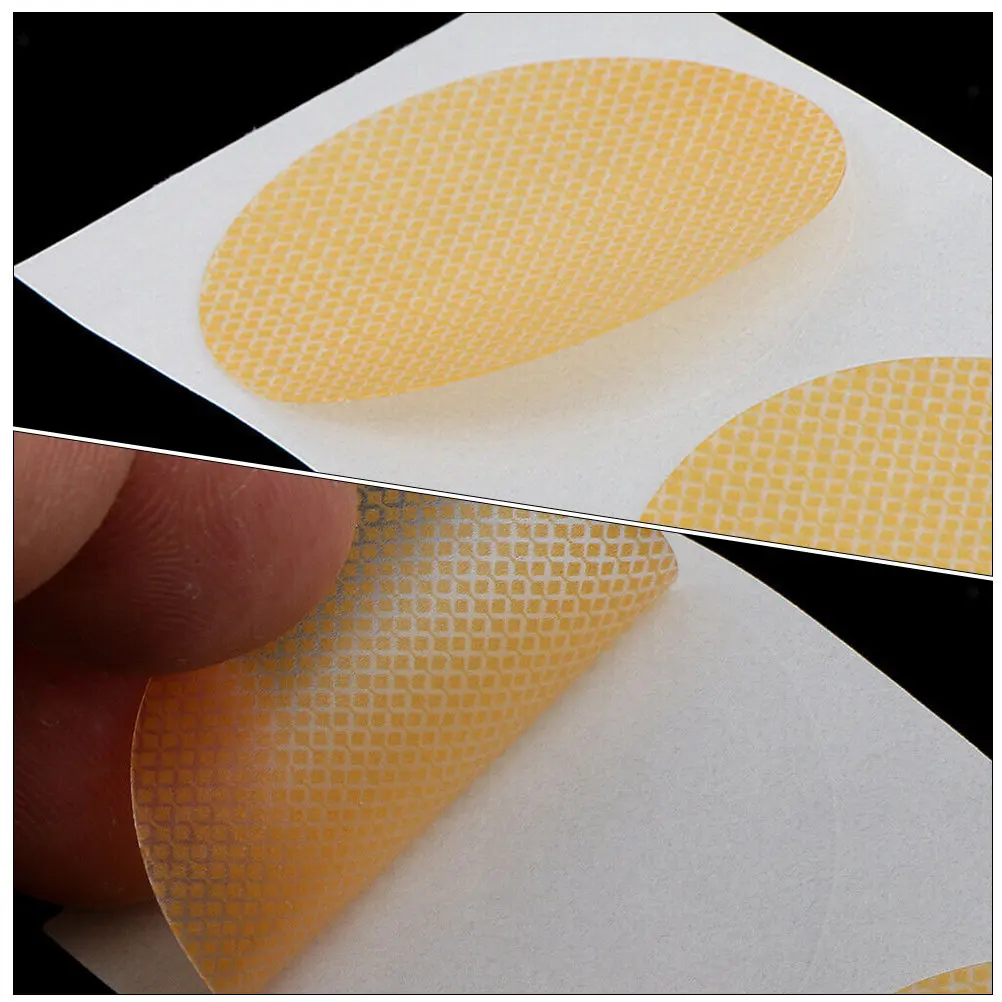 

20Pairs Men Nipples Patches Comfortable Skin-Friendly Disposable Breathable Nipples Guard Portable for Travel Gym Use