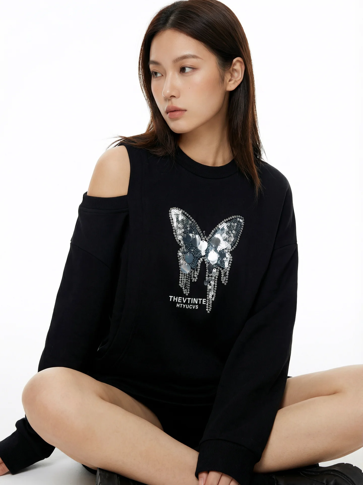 

Женский свитшот с животным принтом, круглым вырезом, свободными плечами, черный, с длинными рукавами, в уличном стиле, средней длины