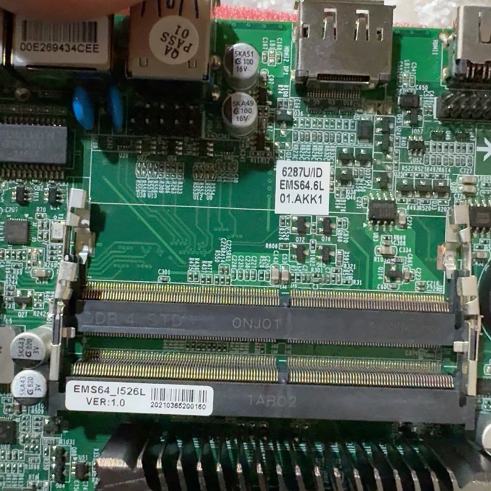 

ITX-M64 Материнская плата промышленного управления 17*17 см i5-6287U