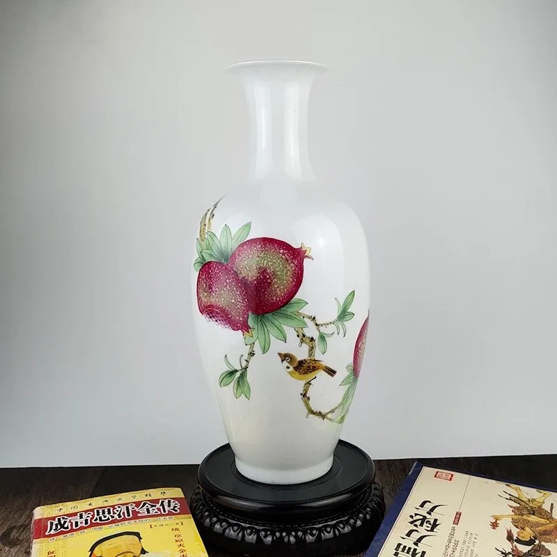 Jingdezhen hand-painted ceramic vase ornament, living room smile is always open, pomegranate Duozi Duofu exquisite vase decorati
