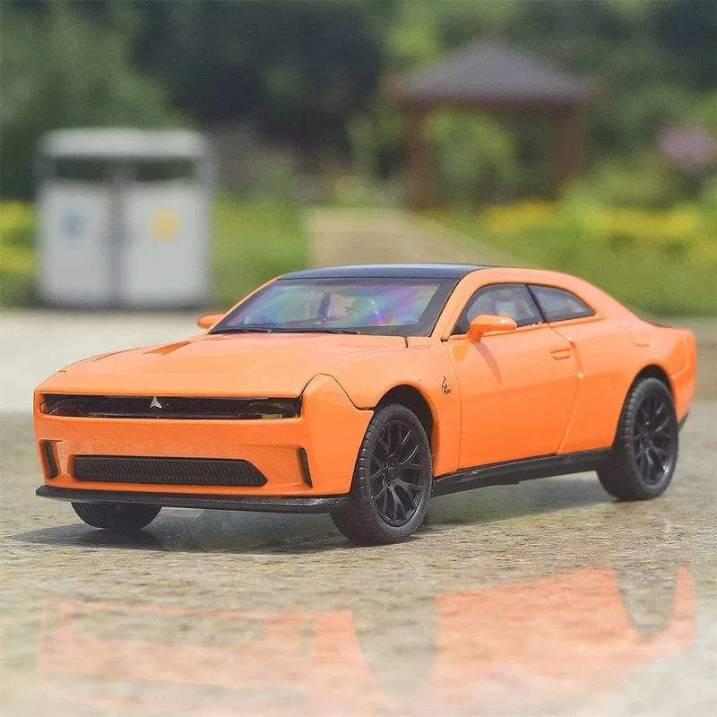 

1:32 Dodge Challenger SRT Hellcat New Energy‌ Alloy Sports Car model Diecast Racing Vehicle Car Model Sound Light Kids Toy Gift