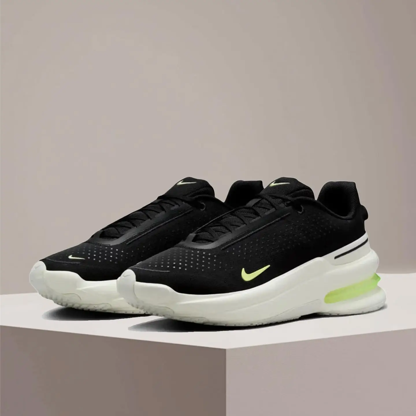 

Кроссовки Nike Air Zoom Upturn SC: удобные, универсальные, с амортизацией, нескользящие, прочные, низкие, для ходьбы IB2746-001
