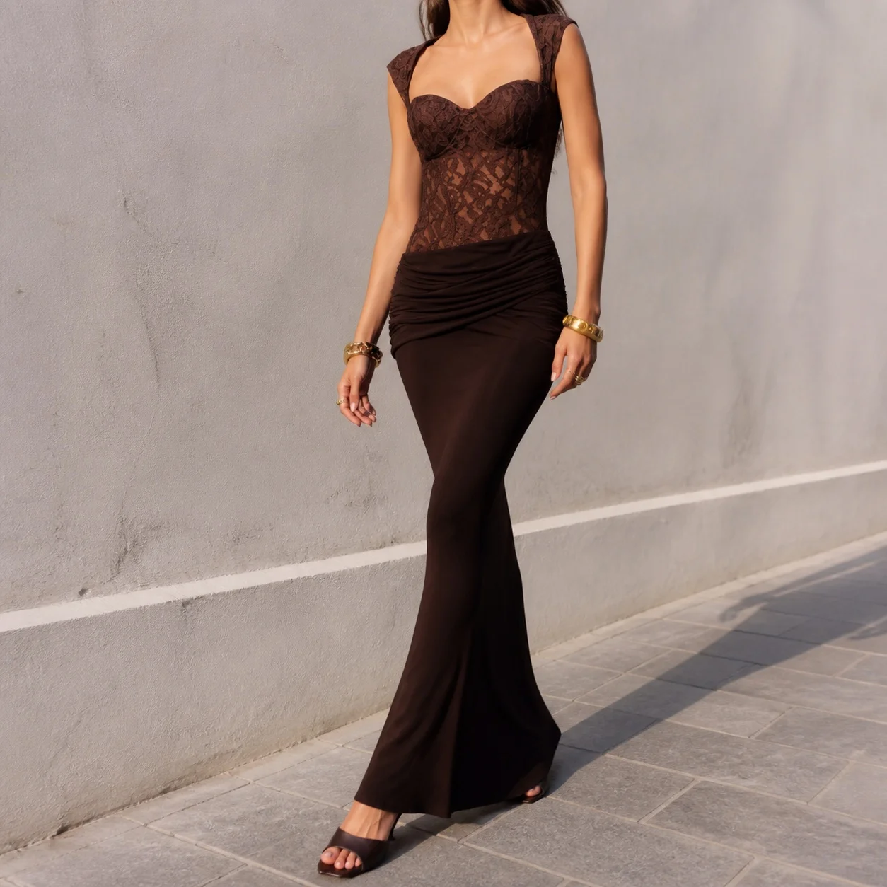 Single Slim Fit Gown Maxi Length Private Celebrity Style with Ruched Detail Crop Waist Sleeveless Bodycon Party Dress for Women