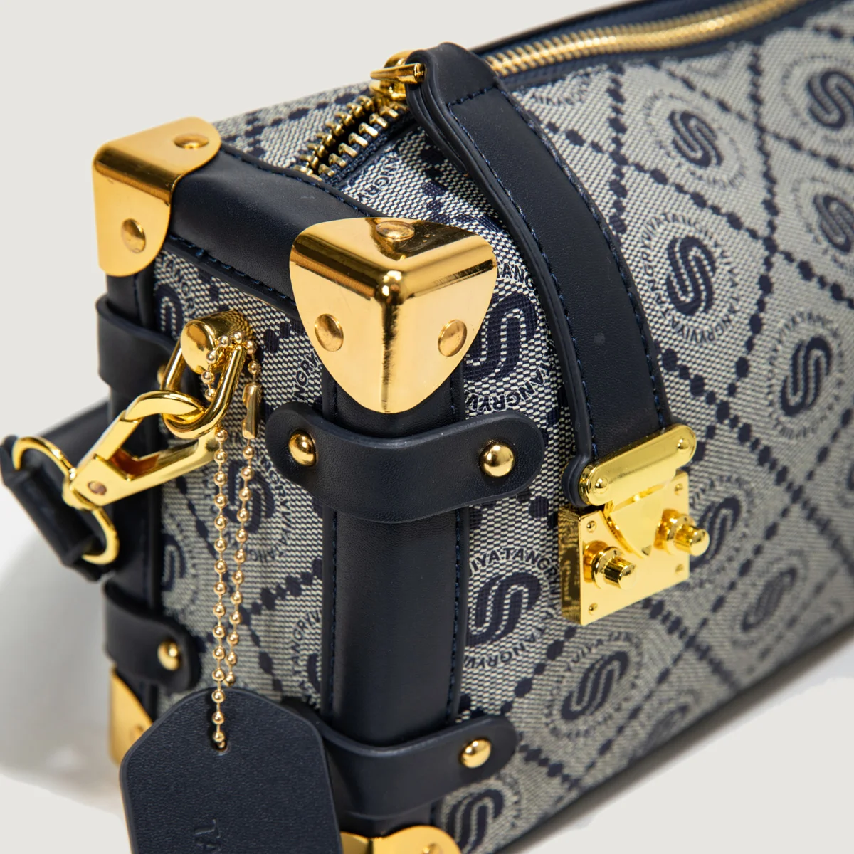 أزياء العلامة التجارية مصمم المرأة حقيبة كتف صغيرة بولي Leather جلد الإناث حقيبة كروسبودي الاتجاه حقيبة يد كلاسيكية sac à main sreка femنهائية