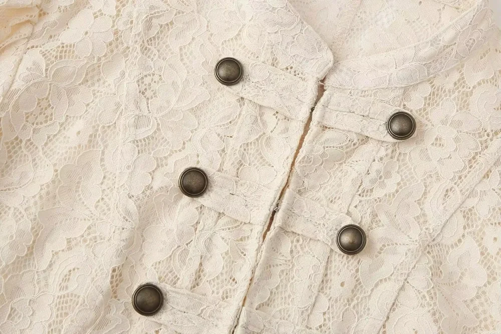 Damen Vintage Chic Bluse Spitzenhemden Tops Frauen Aushöhlung Durchsichtige Bluse High Street Sexy Schmale Knopfleiste Oberteil – Detail 5