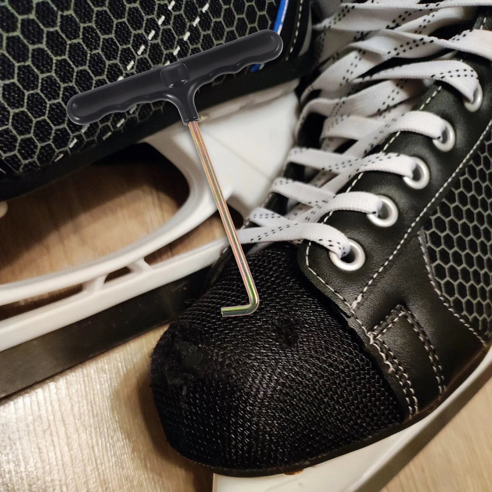 

Набор из 3 прочных черных крючков для шнурков хоккейных коньков