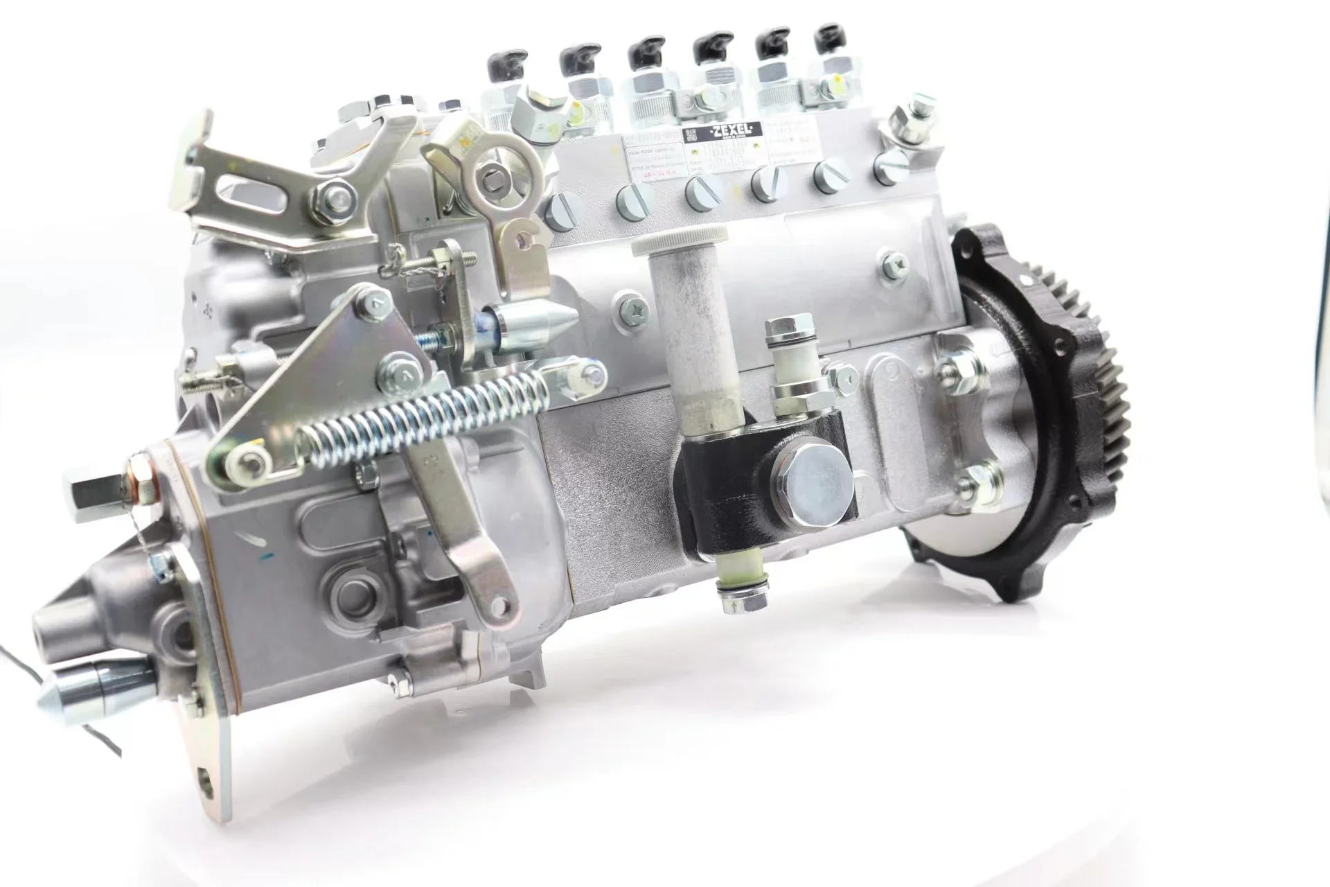 

Топливный насос 8-98175951-0 для двигателя Hitachi 6BG1, экскаваторов EX200-5, EX200-6, SH200A3