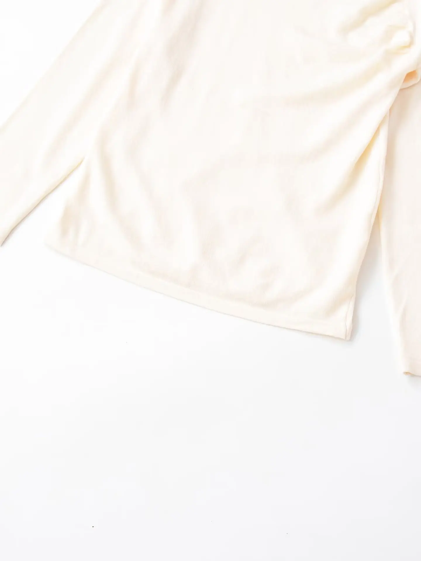 Estilo europeu e americano 2025 novo inverno feminino elegante e versátil suéter de manga comprida com gola alta