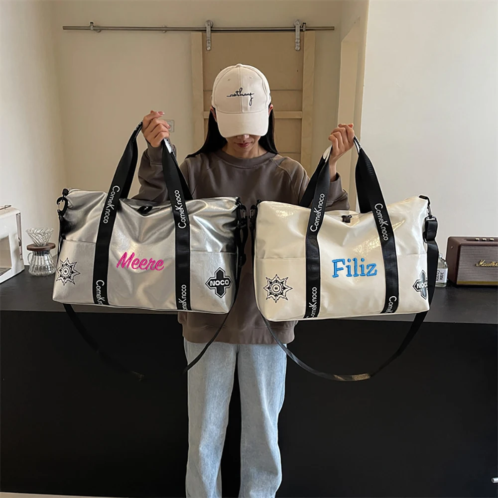 

Customizable Embroidery Daypack For Women, 2025 New PU Texture Fitness Bag, Large Capacity Leisure Trend Outdoor Sports Bag