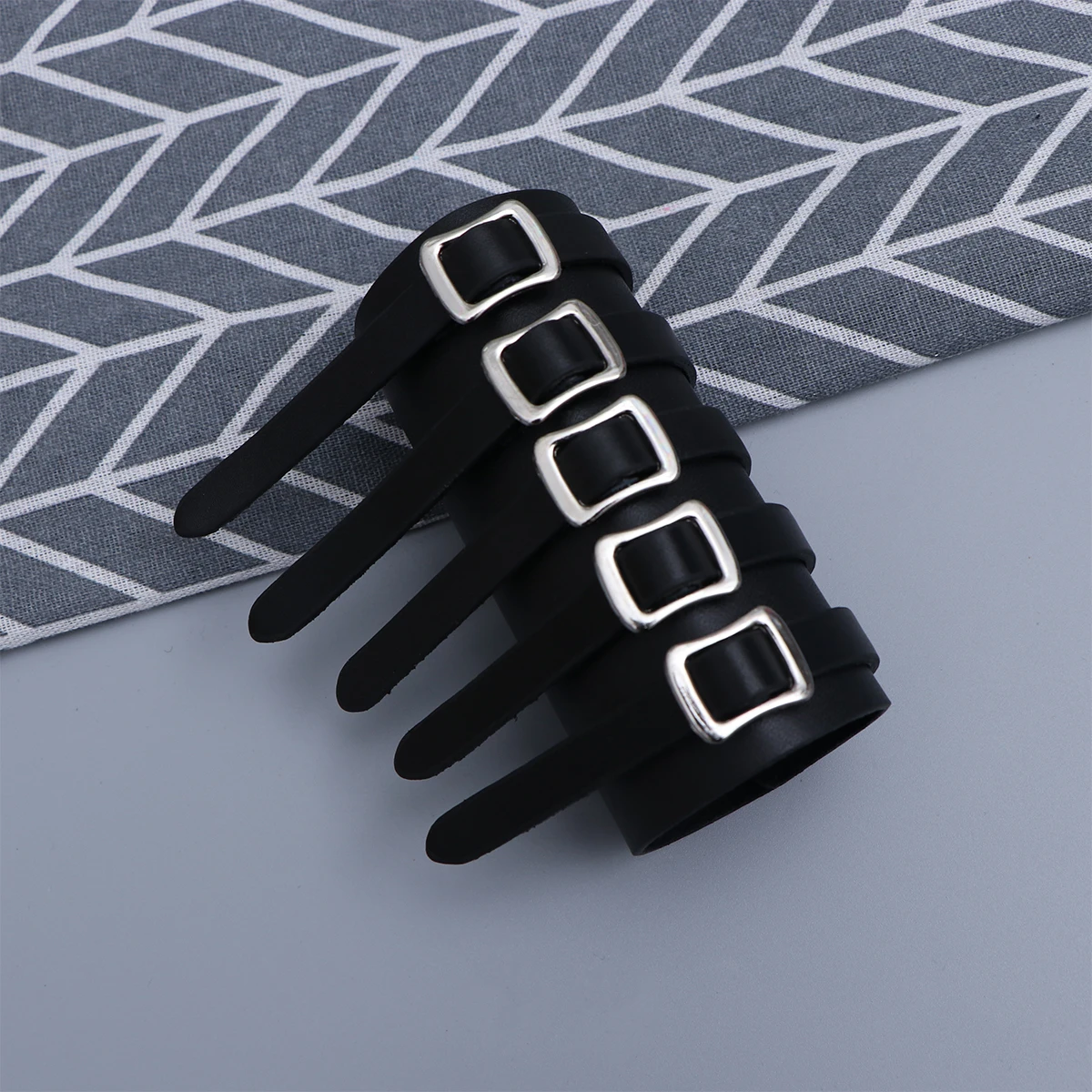 5-rijige kleine vierkante gesp punk waterdichte beschermingsriem voor oefening comfortabele slijtage rollenspelaccessoires