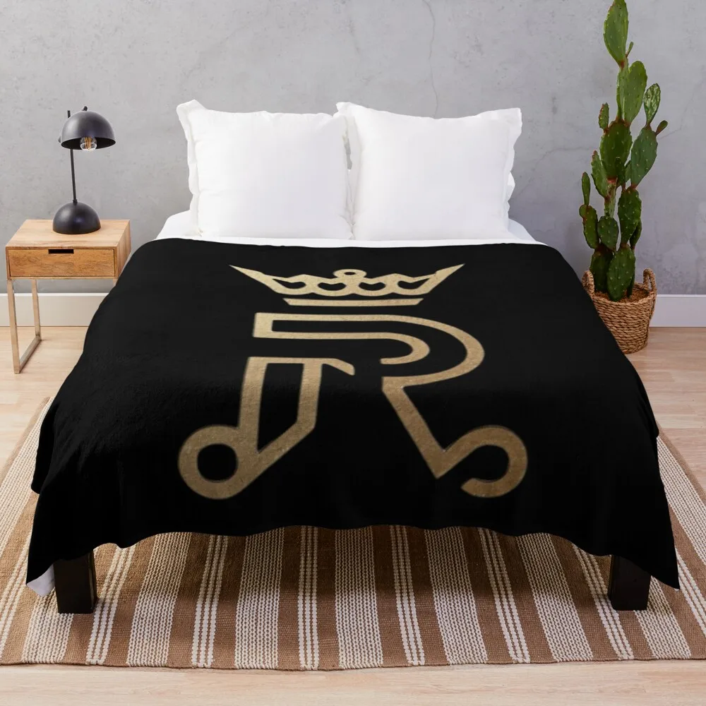 Golden Royal Monogram 'R' with Crown - Regal Design Throw Blanket Blankets Sofas Of Decoration Sleeping Bag for sofa Blankets