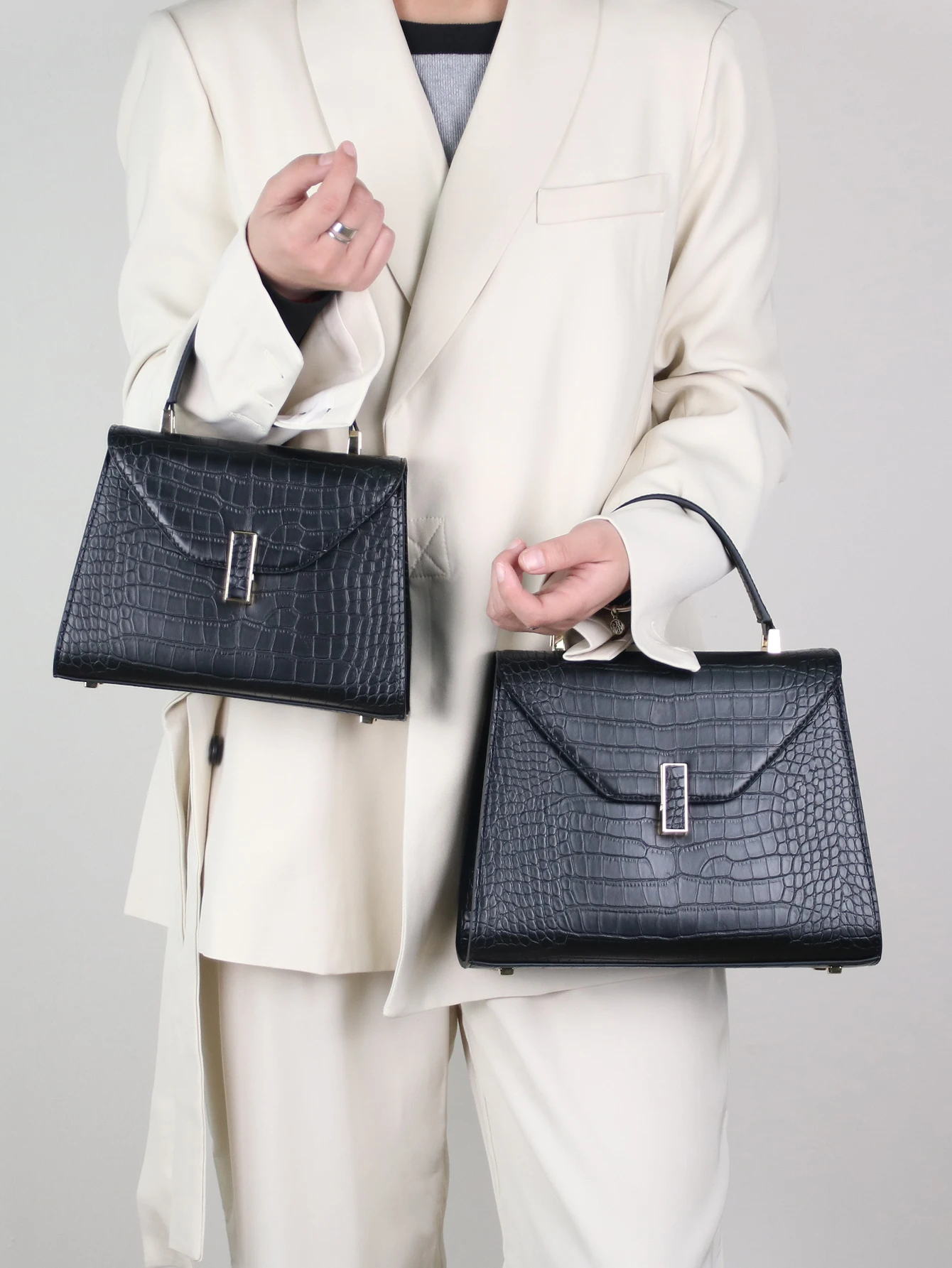 حقيبة يد نسائية جديدة لعام 2025 بتصميم متخصص حقيبة يد عصرية عالية الجودة مطبوعة بنخيل للسيدات للتنقل جوكر كيلي الصور النمطية s