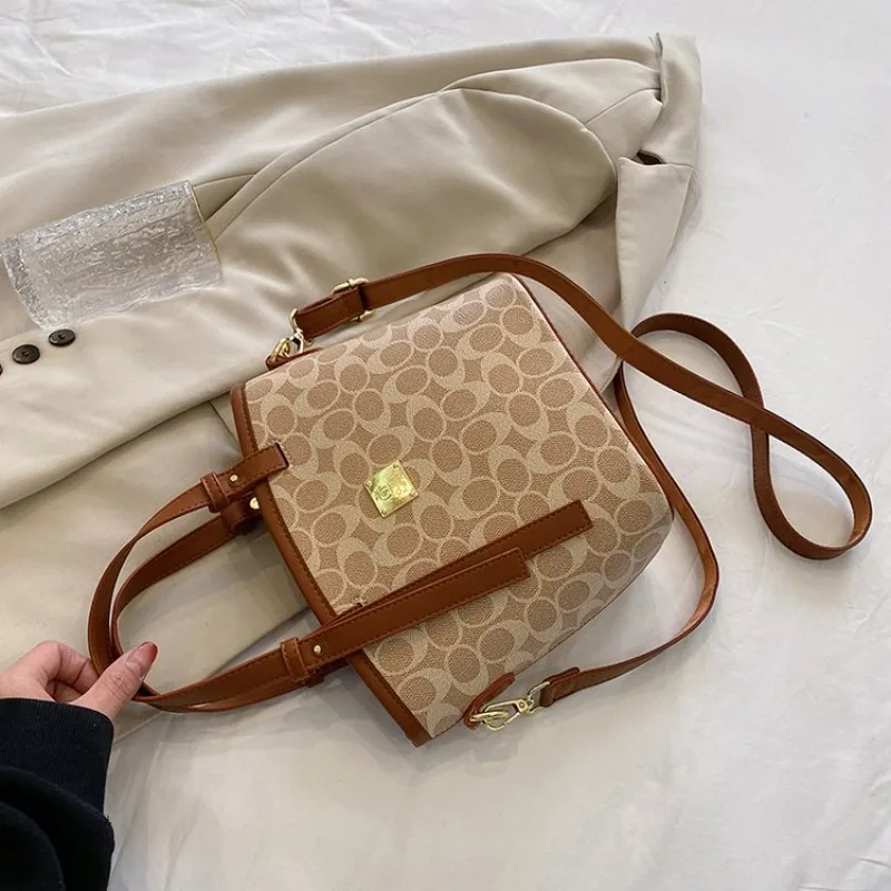 

2025 New Posh European Style Handbag - Exquisite Light Luxury Versatile Shoulder Bag for Trendy Creative Ladies