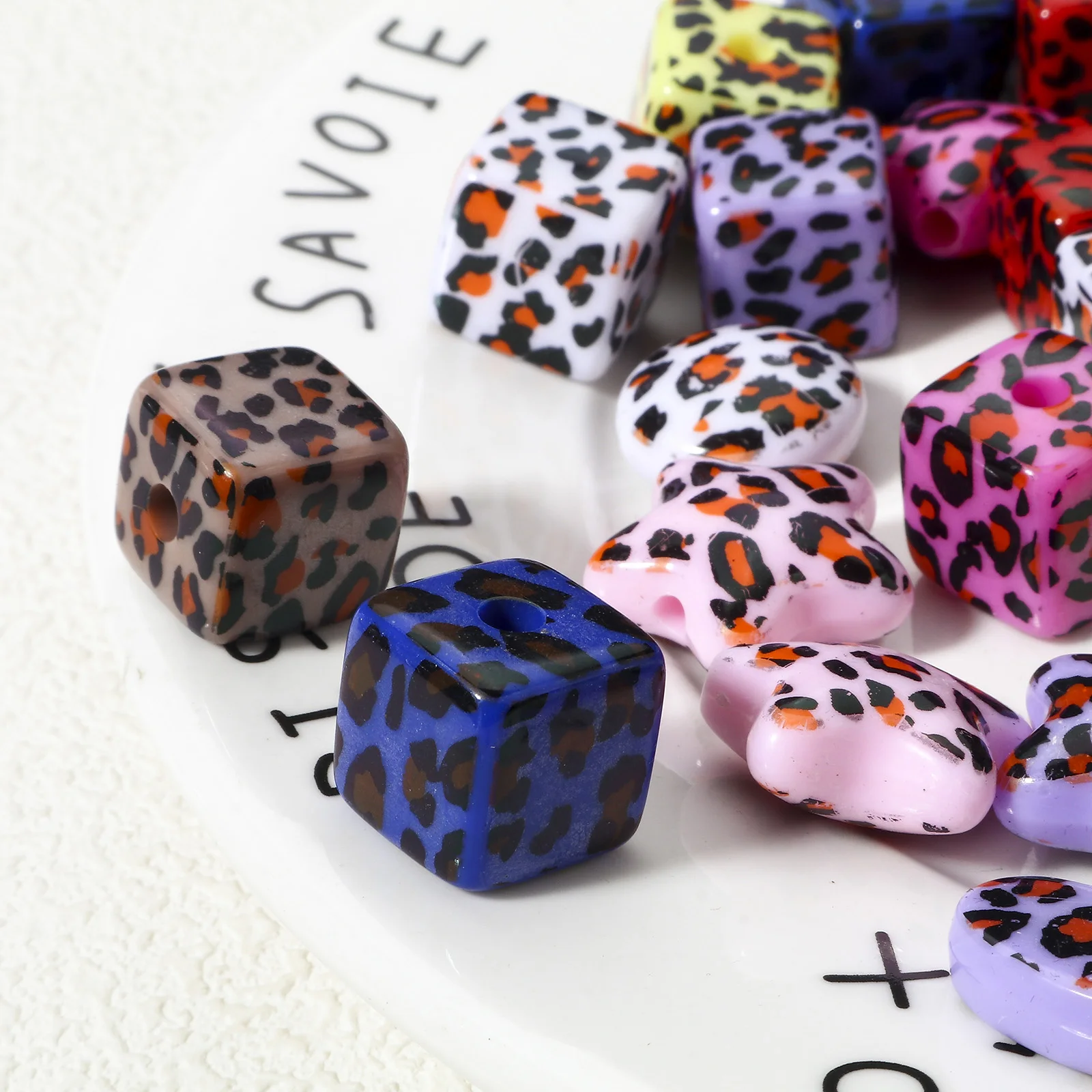 10pcs New Acrylic Beads Mixed Color Cube Heart Round Star Leopard Print Spacer Beads For DIY Necklace Jewelry Making Findings