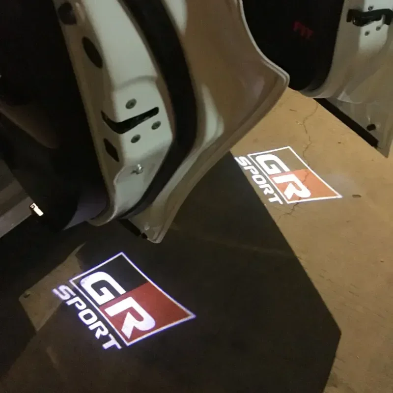 

Светодиодный лазерный проектор приветствия двери автомобиля GR SPORT Logo Ghost Shadow Light для Toyota GR YARIS Sports CROWN COROLLA REIZ Аксессуары