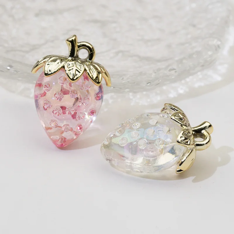 

2pcs Transparent Strawberry Pendant Plated Fruit Pendant Mobile Phone Chain Popular Keychain Material DIY Jewelry Accessories