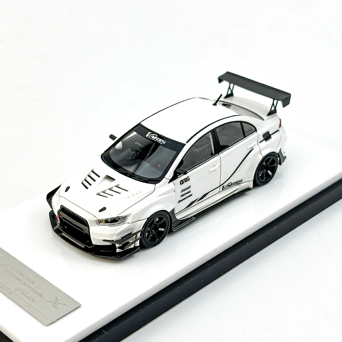 404error 1:64 EVO X Varis resin model car