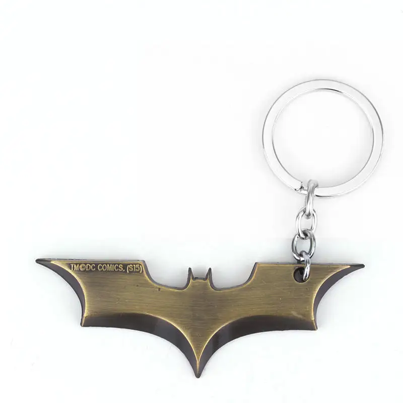 Llaveros de Metal con dardos de murciélago creativos, accesorios de Cosplay, película, televisión, regalos periféricos, mochila para hombres y mujeres, accesorios de joyería