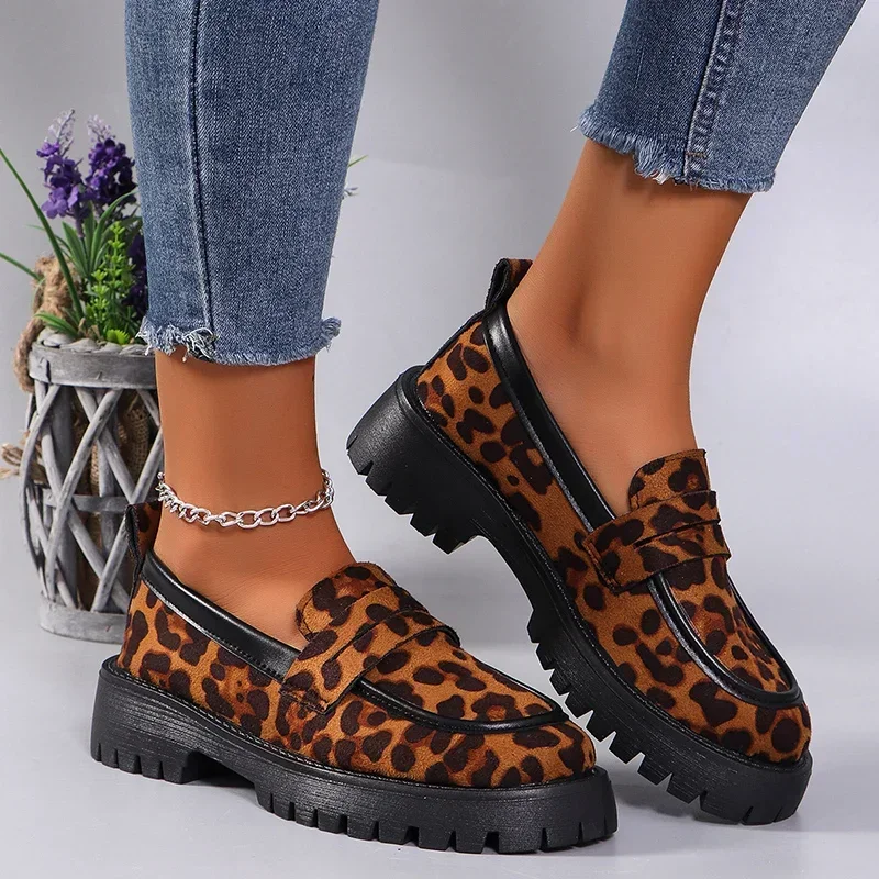 Trendy Leopard Print Loafers 2024 Autumn New Designer Casual Suede Platform Anti Slip Women\'s Plus Size Versatile Single Shoe