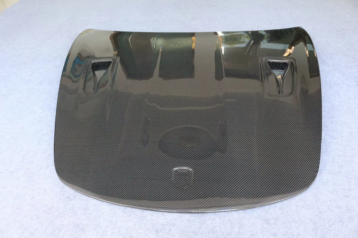 High Quality Dry Carbon Fiber Car Hood Suitable for  981 982  Carbon Fiber Car Hood