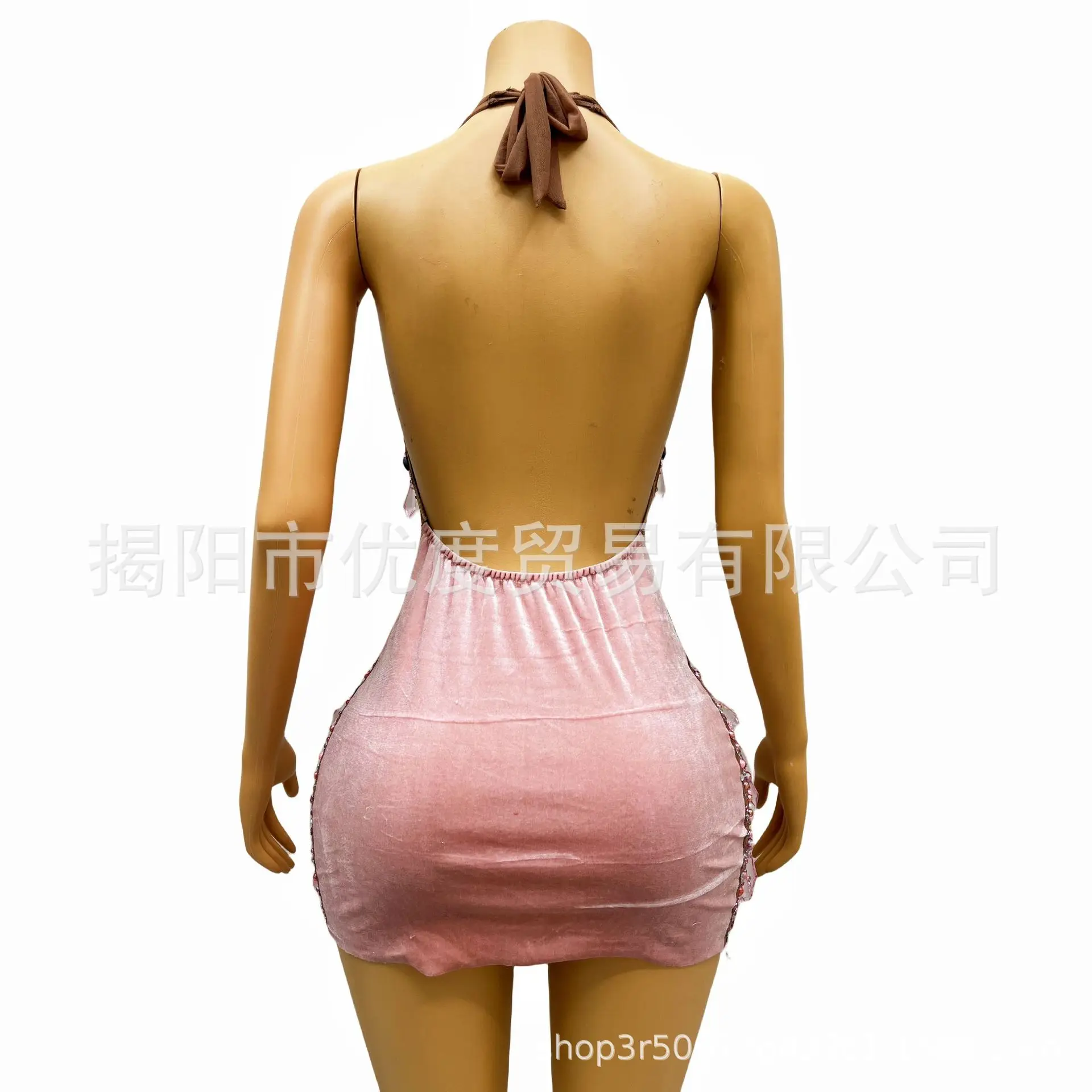 الحلو والتوابل نمط Halterneck عارية الذراعين اللؤلؤ قلادة حجر الراين بار مساء الأداء غاسل تنورة فستان حفلة التخرج