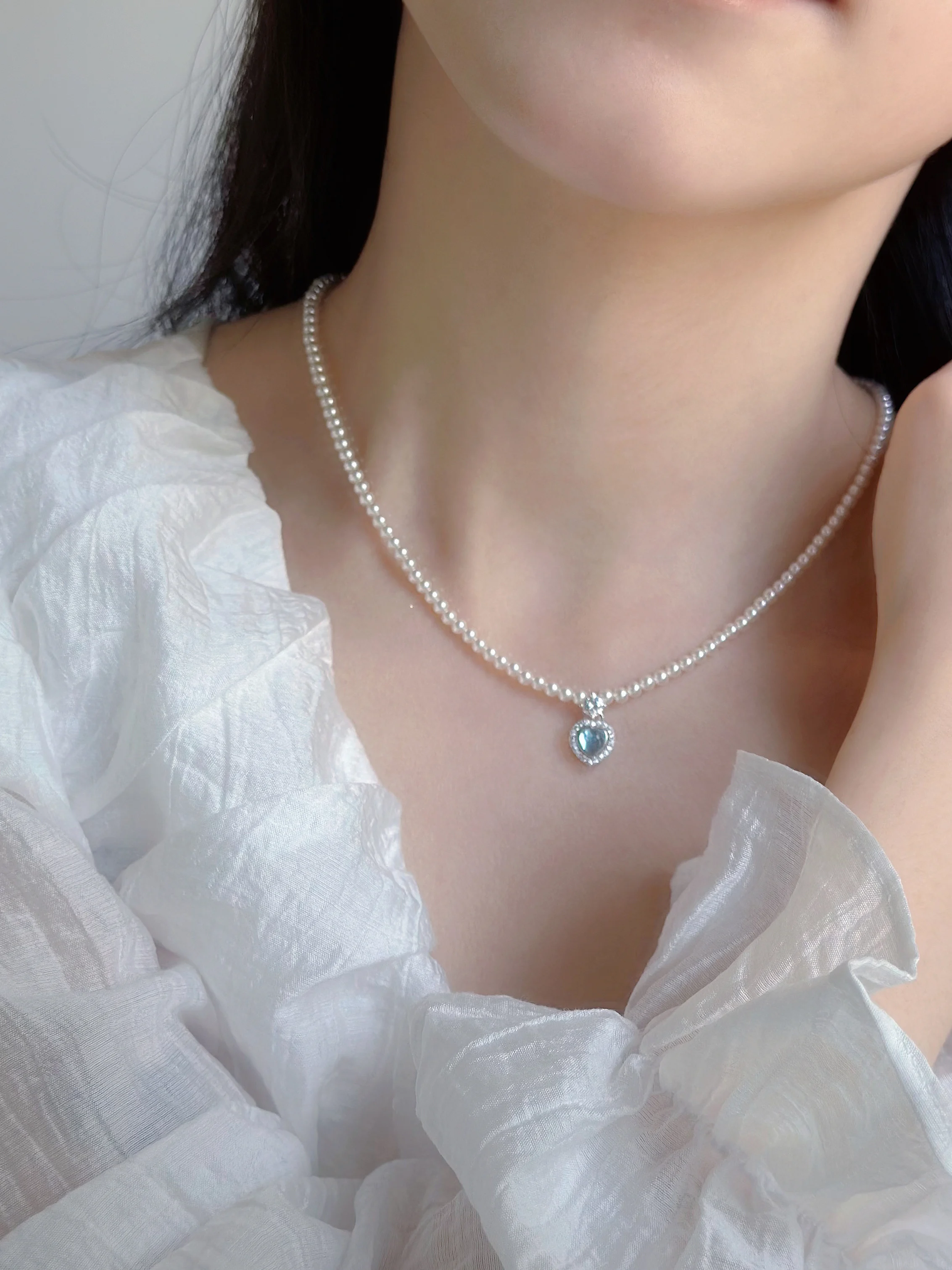 Love Heart Aquamarine Highlighted with Pearl Choker Necklace Blue Spring Summer Style