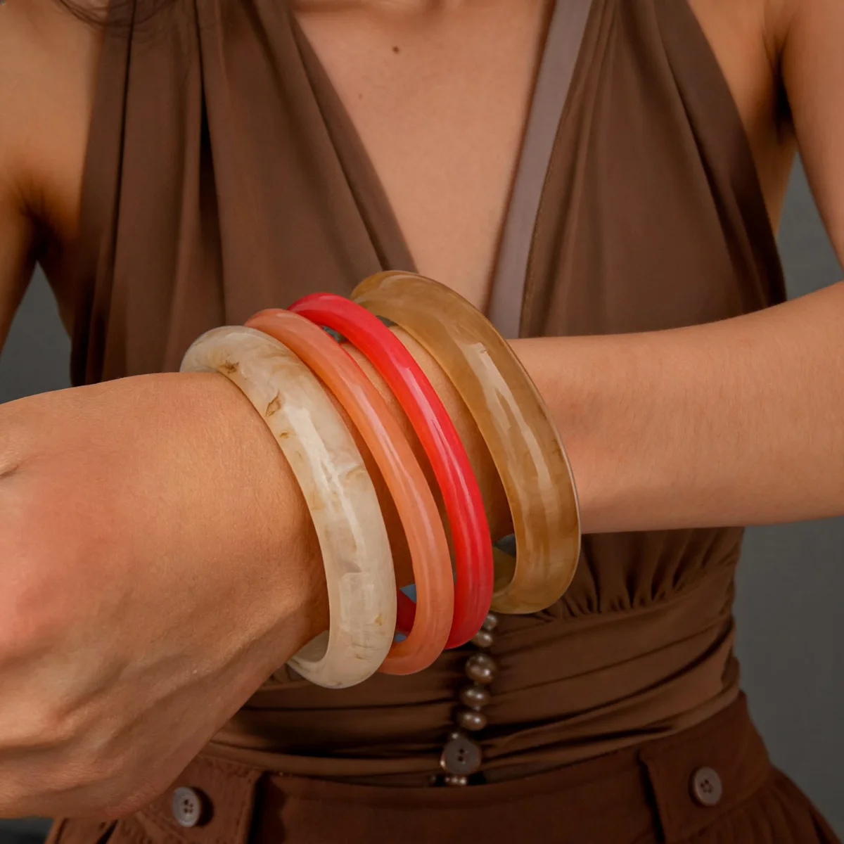 4 Pcs Gloss Round Resin Smudging Bangles Translucent Vintage Minimalist Stackable Bangle Wrist Jewelry Sets Holiday Party K