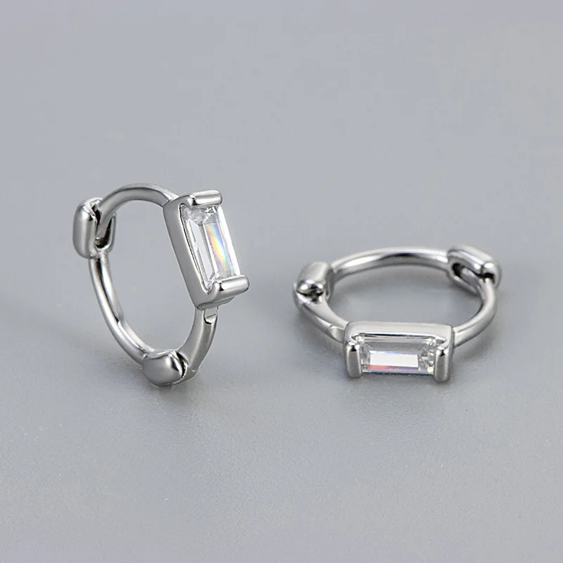 

Pure Silver Earrings Square Shaped Small Decorations Simple Elegant Japanese Style Fashionable Graceful Ear Jewelry for Women
