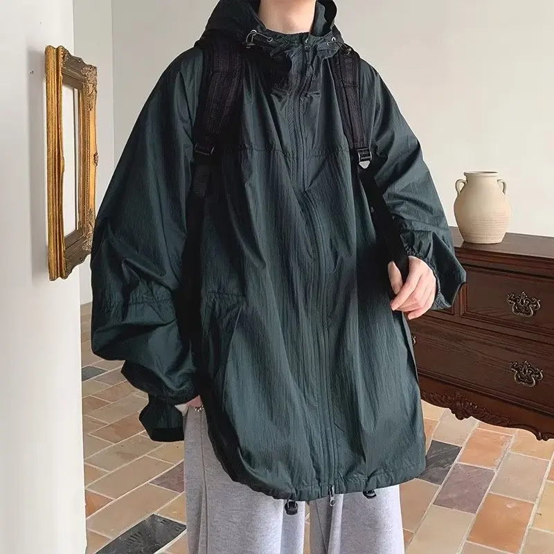 سترة صيفية خفيفة الوزن للرجال للأنشطة الخارجية مع حماية من الأشعة فوق البنفسجية وغطاء للرأس، معطف عصري للشباب بأسلوب أمريكي ل...