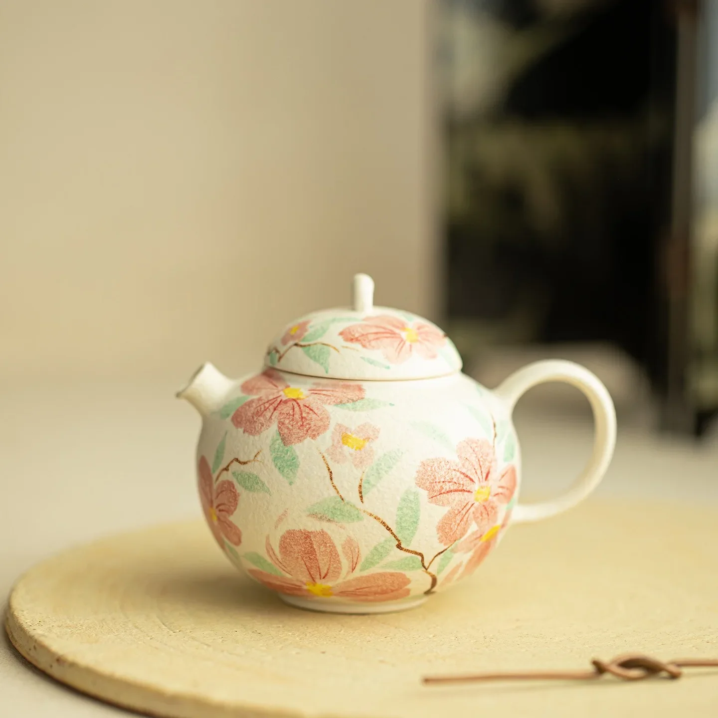 150ML Rock Mine White Hand Painted Tsubon Flower Brewing Teapot Anti-scalding Ceramic Teapot Light Luxury KungFu Fair Cup Teacup