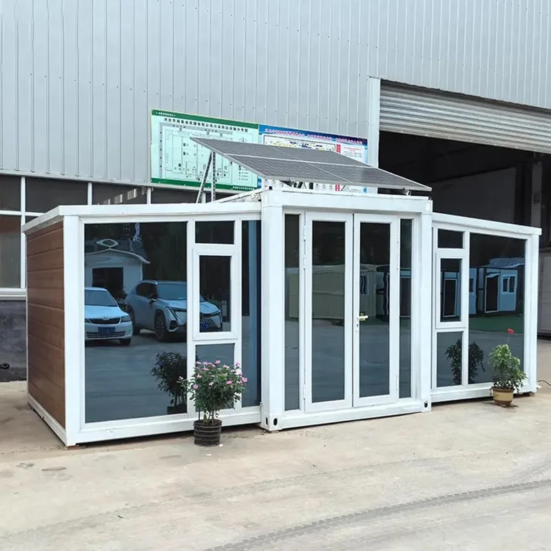 Luxury Waterproof Container House Expandable Prefab Foldable 40ft Steel Structure Mobile House Tiny Home