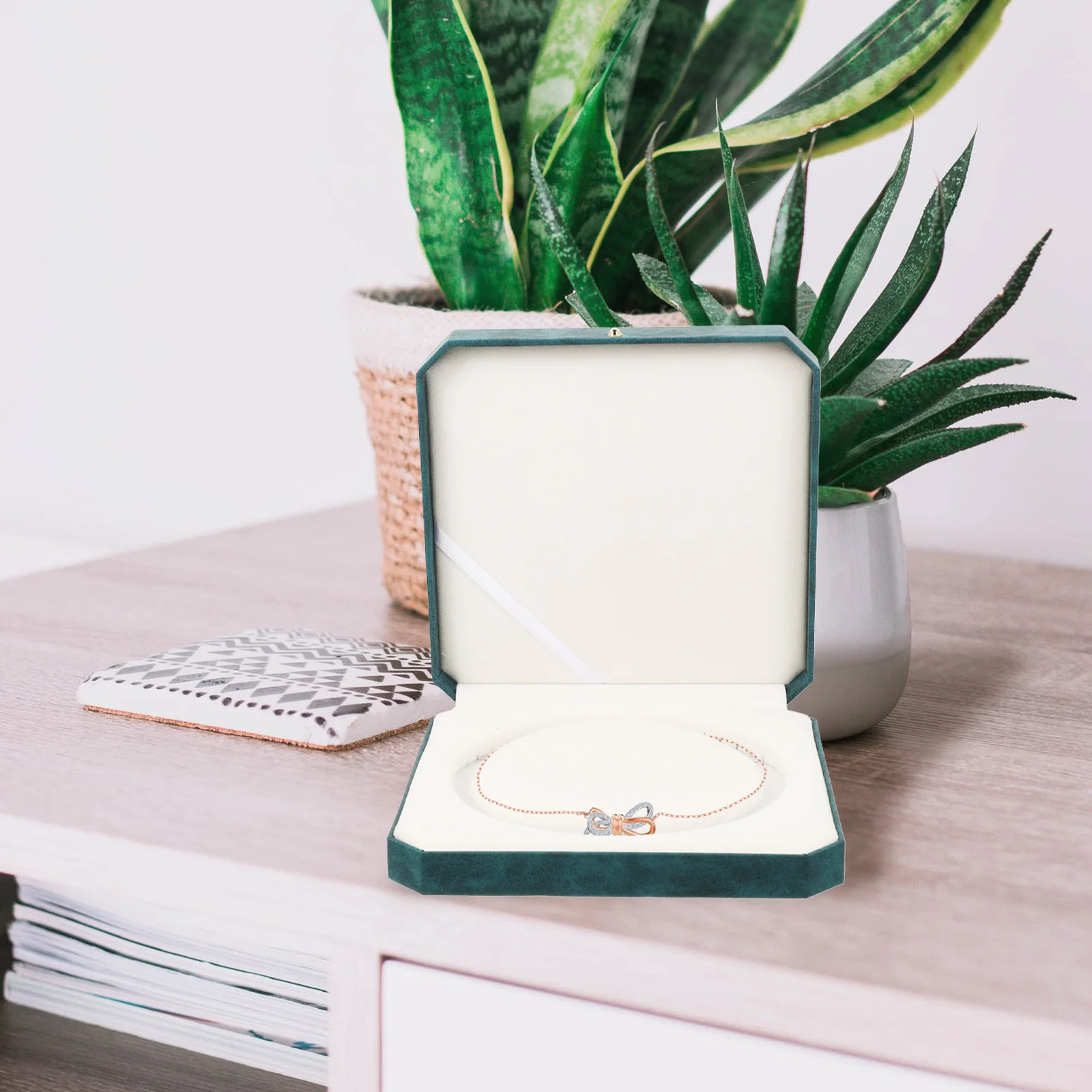 

Jewelry Box Small Travel Necklace Organizer Cases Display Gift Velvet Lined Durable Storage For Necklaces Earrings