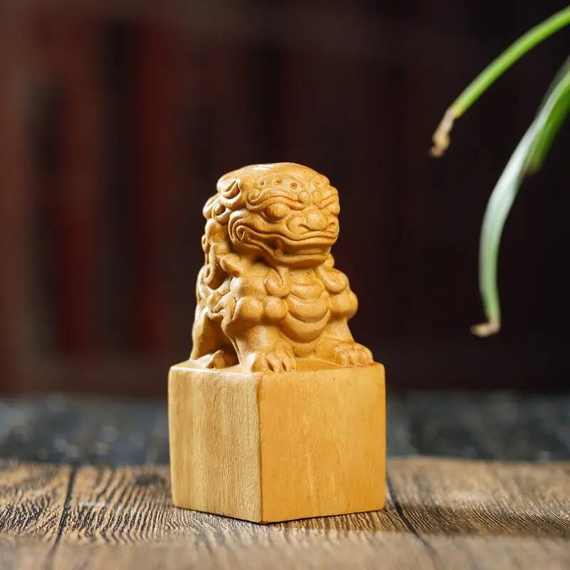 

Vintage wood carving lion seal handle piece home office study desktop decoration Classical handicrafts