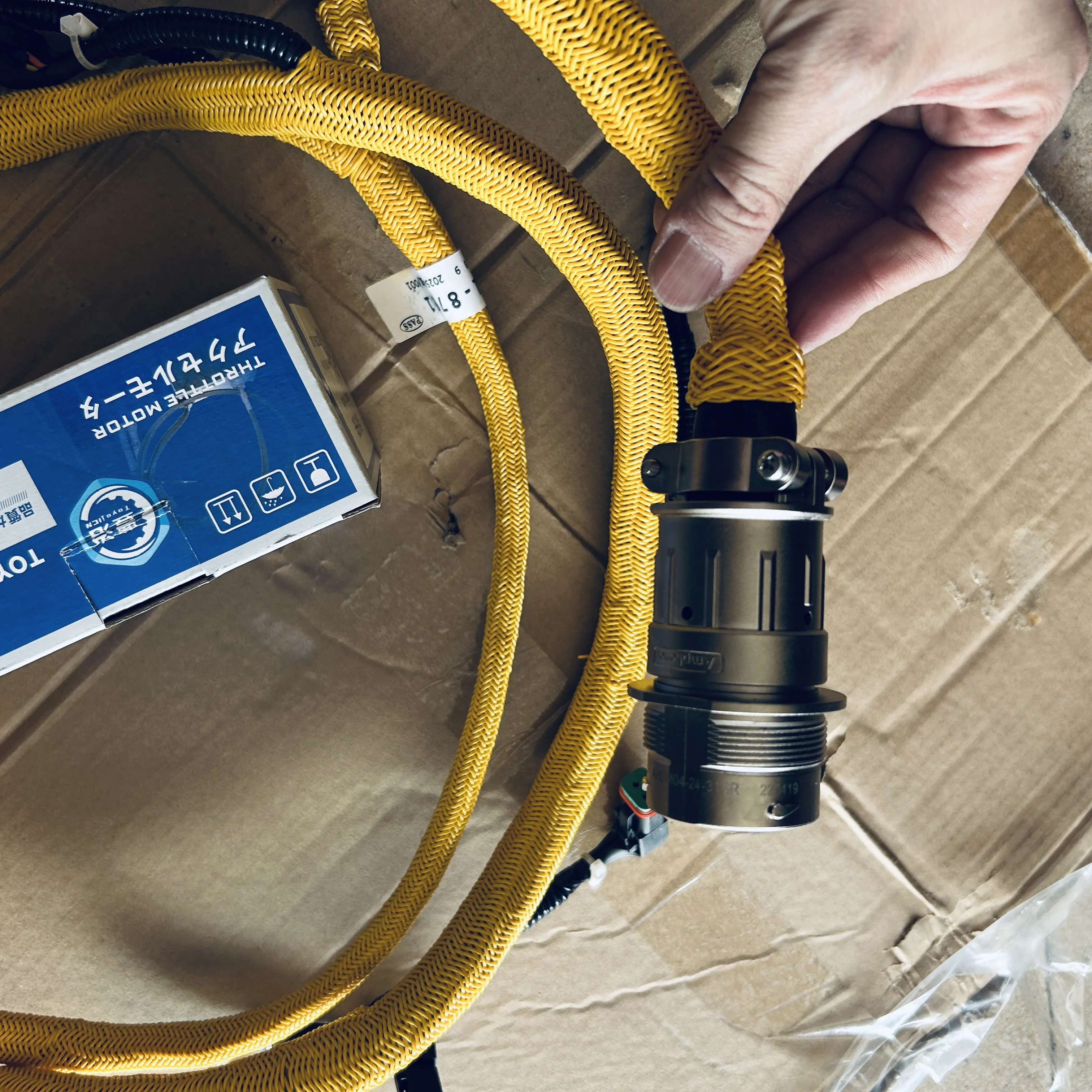 6217-81-8731 High Quality Pc800-7 600-8 850-8 1250-7 Aging Resistant Excavator Harness 6217818731