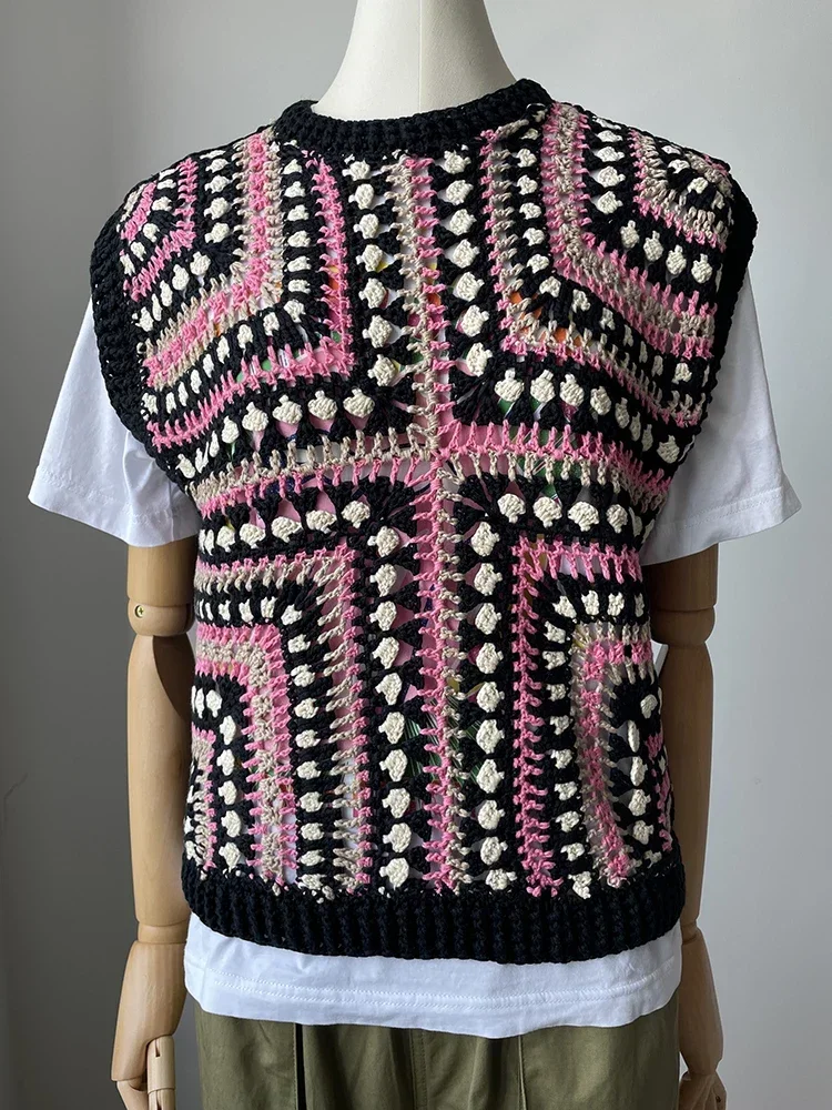Handmade Crochet Retro Sweater Vest 2025 Summer Fashion Trends Women Vntage Hollow Out Knit Top Wholesale Knitwear Women Clothes