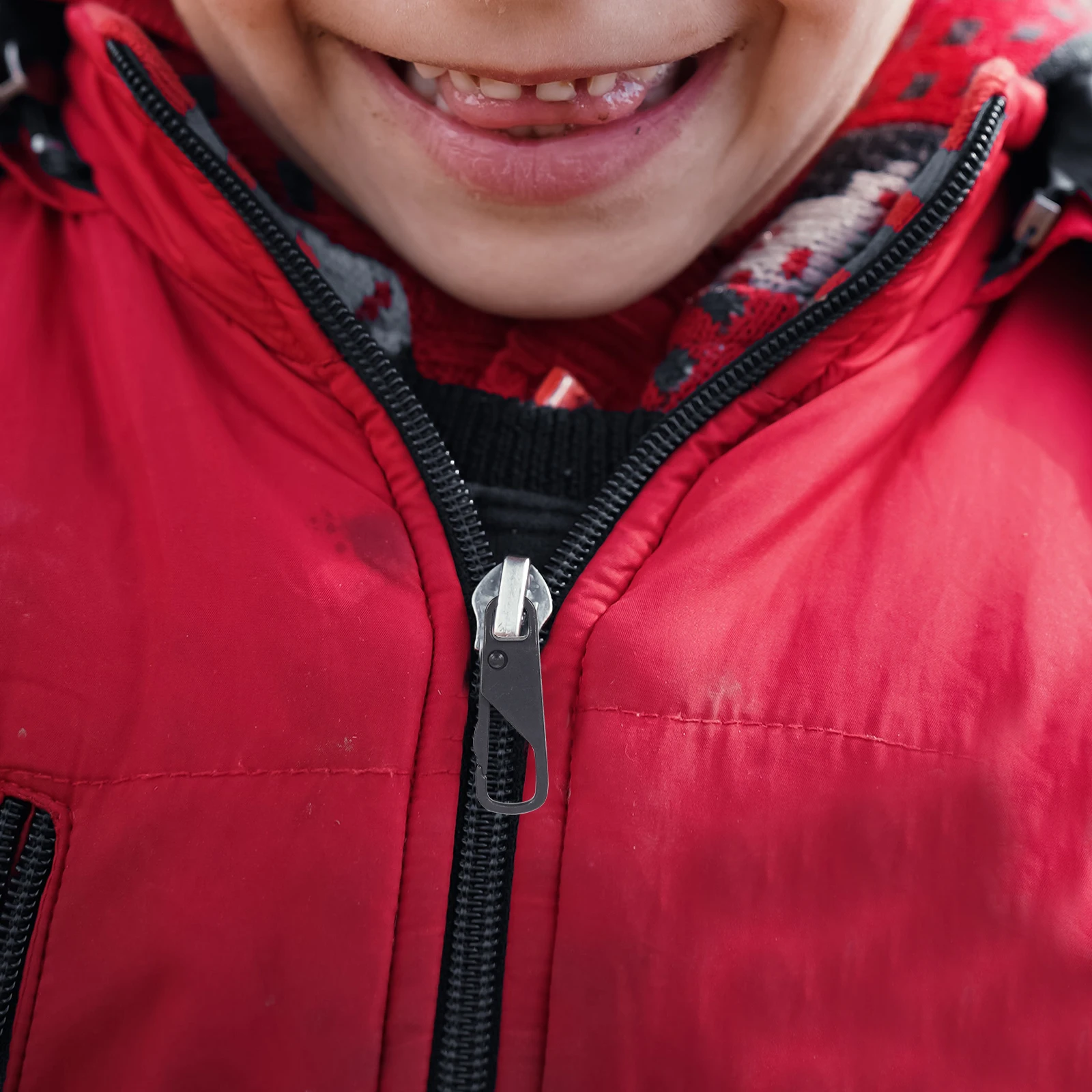 

8Pcs Detachable Zipper Pulls Durable Heads for Clothing Bags Pockets Reusable Practical Long Lasting Repair Tabs