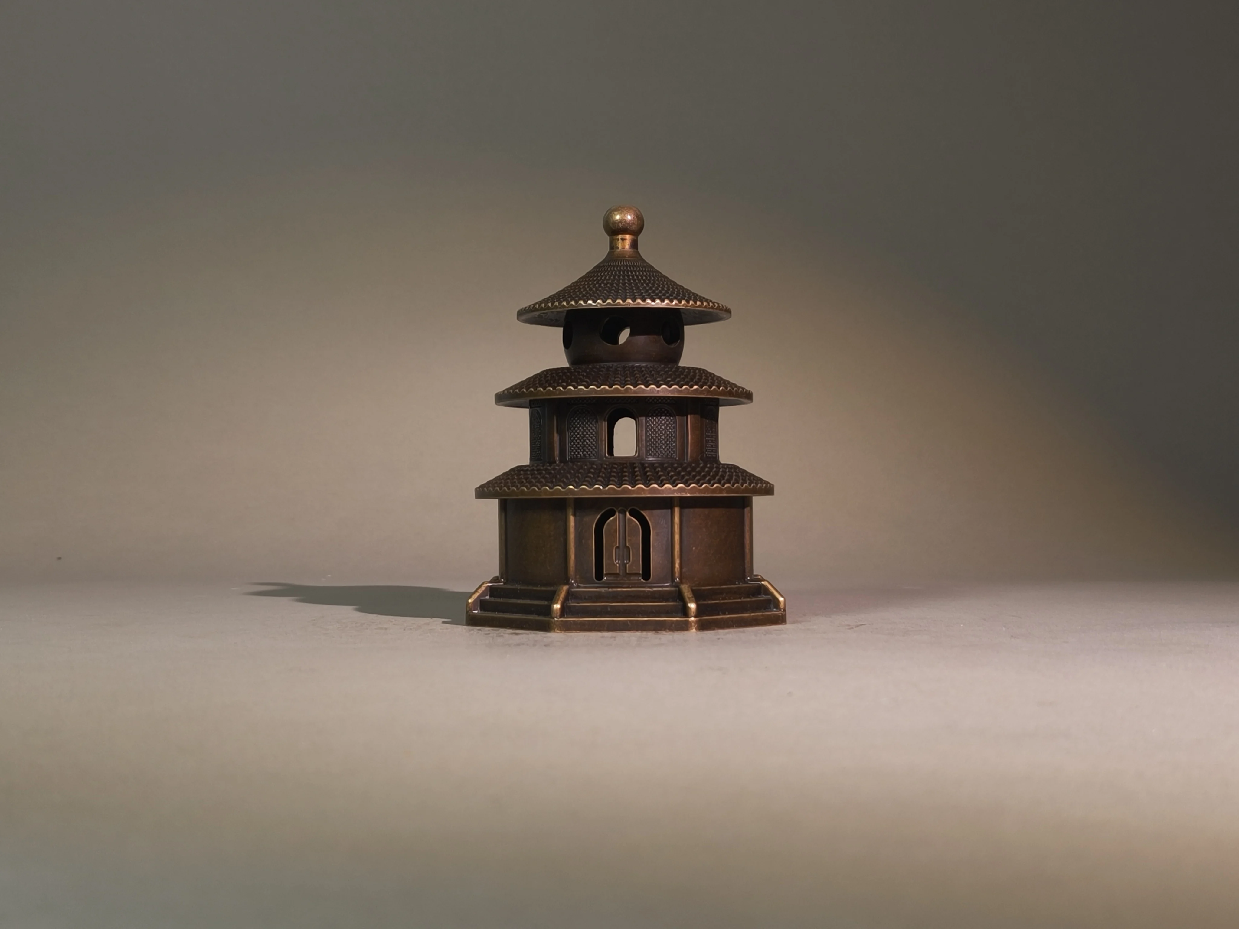 Pure Copper Replica Incense Burner of the Hall of Prayer for Good Harvests in Beijing Temple of Heaven, Zen-style Copper Craft D