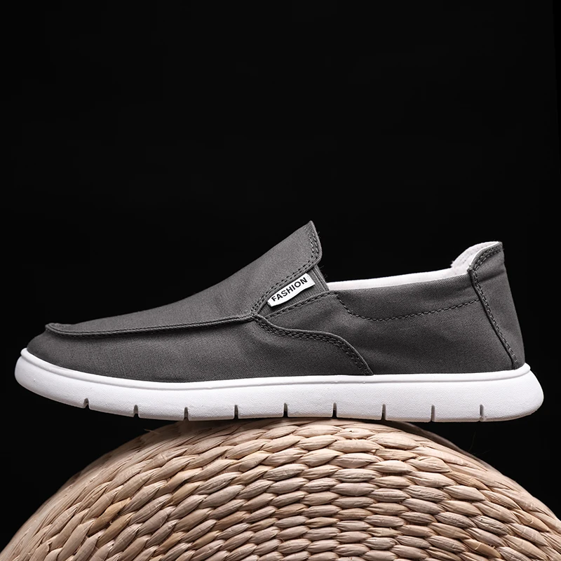 

2025 Spring Men's New Canvas Shoes Breathable Sports Lazy Soft Bottom Walking Comfortable Casual Cloth Shoes Tenis Masculino