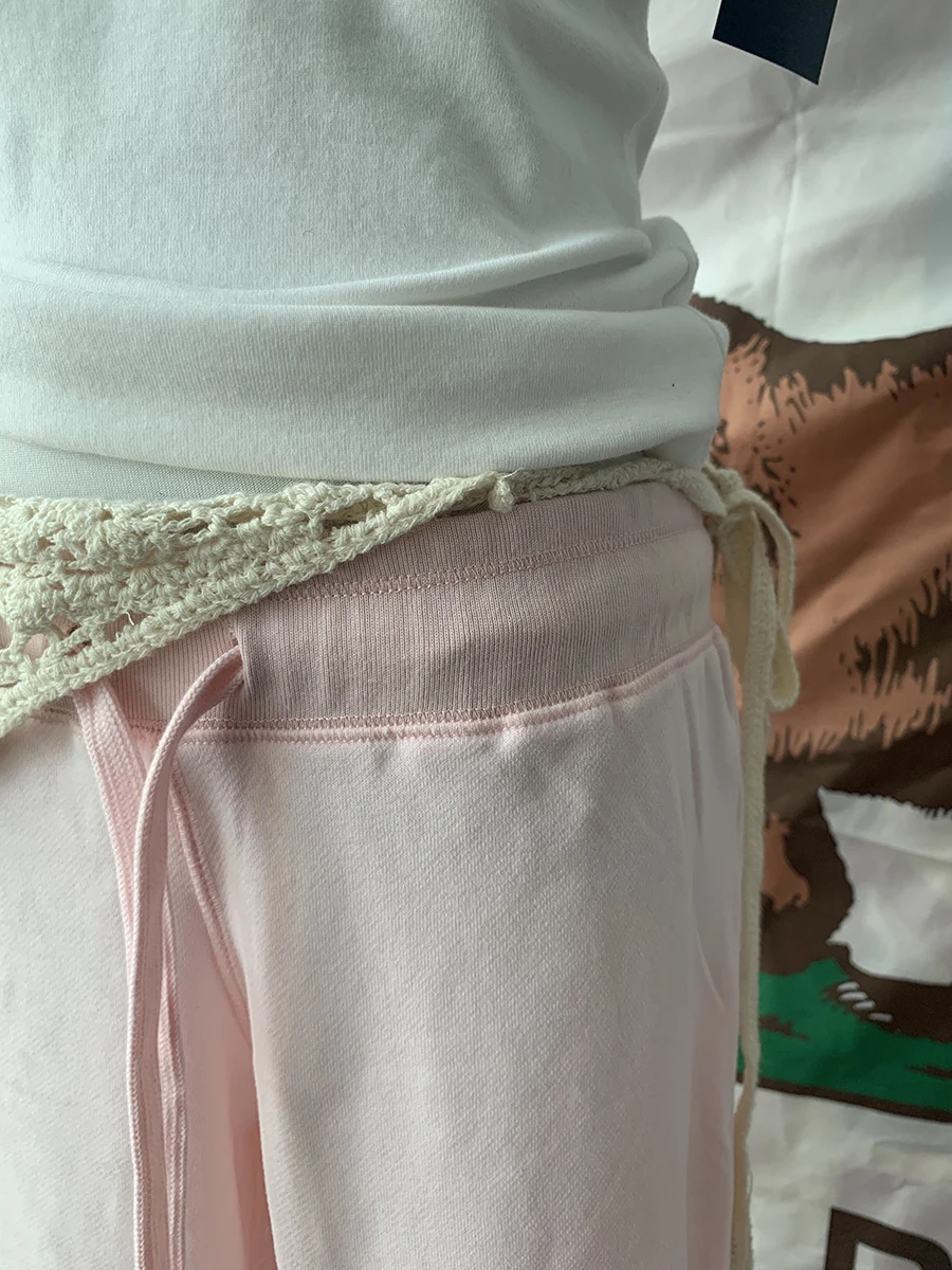 Neue hellrosa Jogginghose mit Kordelzug für Damen, Frühling, roher Saum, niedrige Taille, gerade lange Hose, lässige All-Match-Sporthose aus Baumwolle – Detail 8